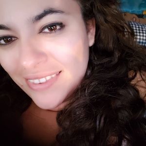 Meet your Posher, Adriana